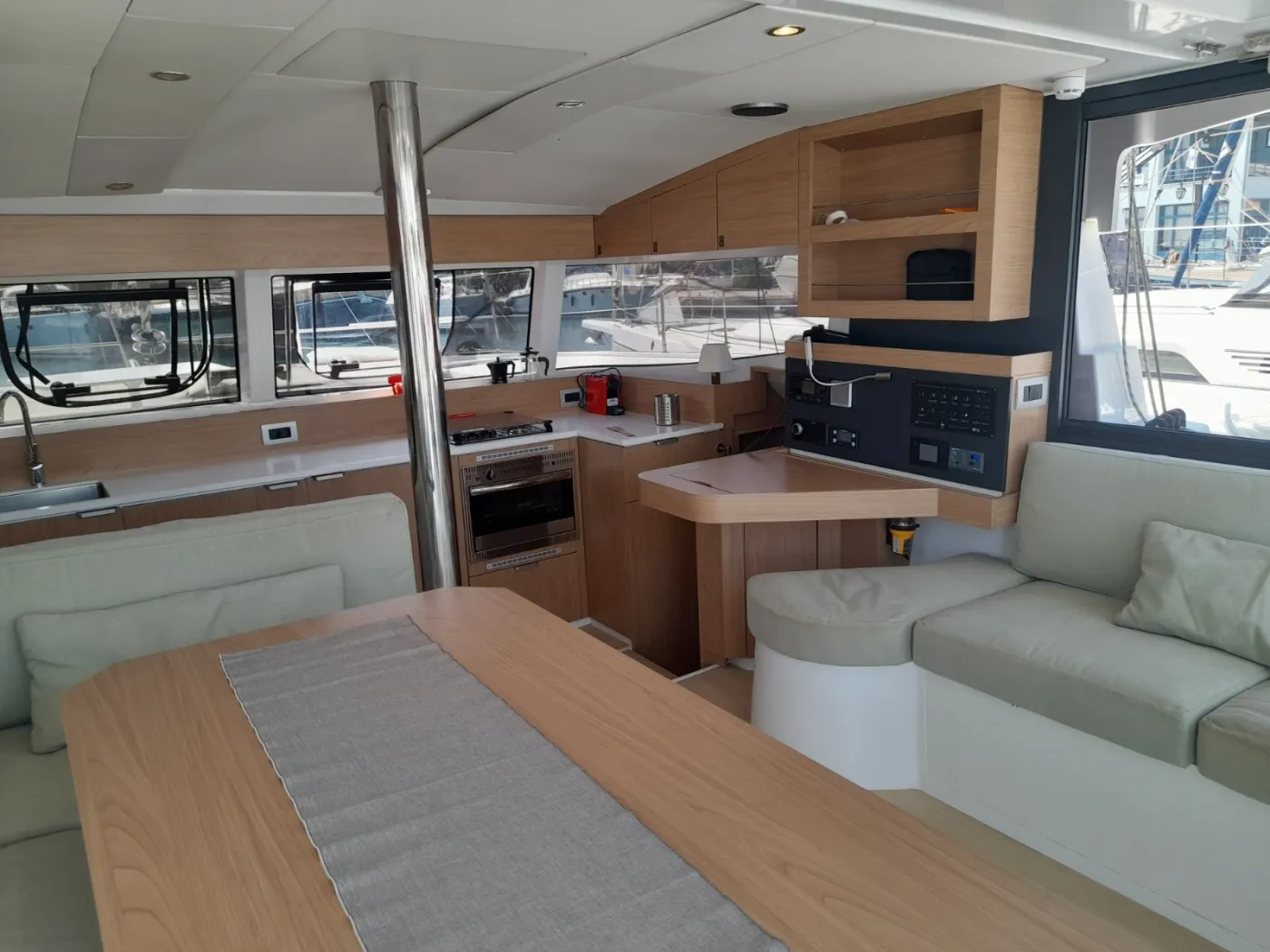 Marestrella (Pax 10) - Catamaran in Lefkada