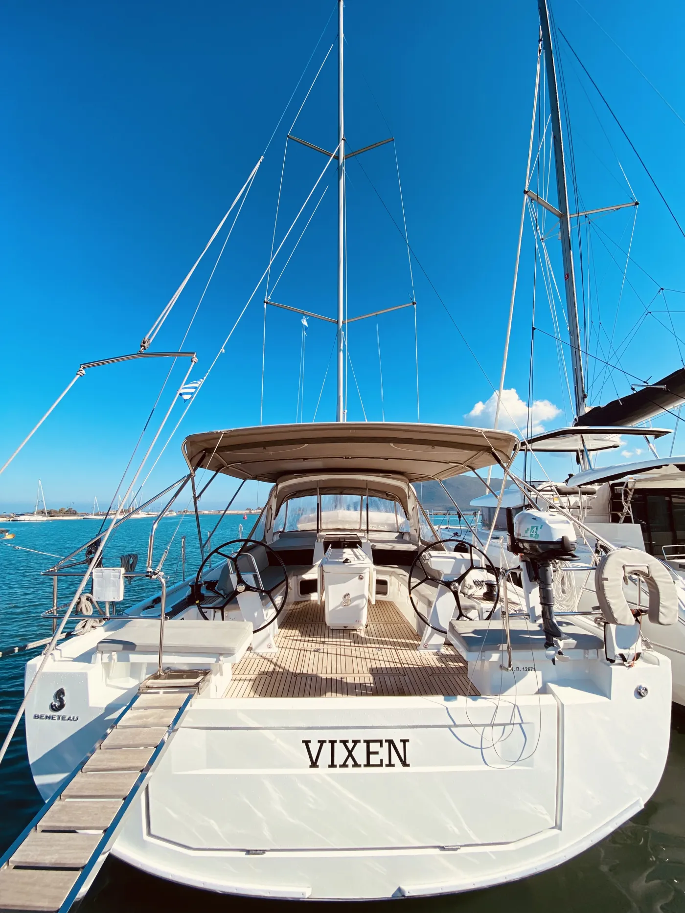 Vixen (Pax 12) - Yelkenli içinde Lefkada