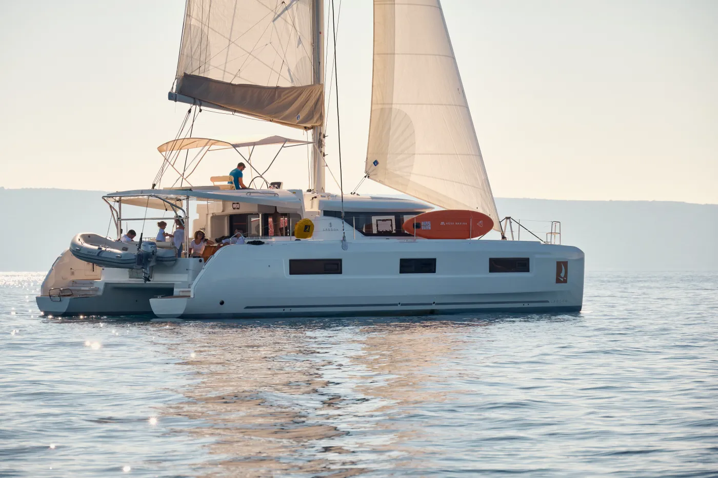 VOYAGE - Katamaran içinde Trogir