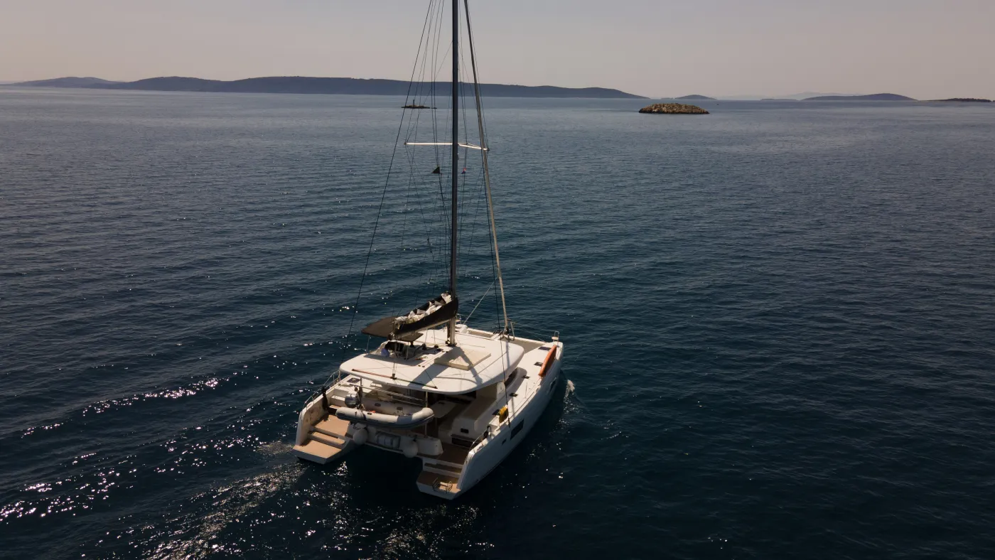 JASMINE 1 - Katamaran içinde Trogir