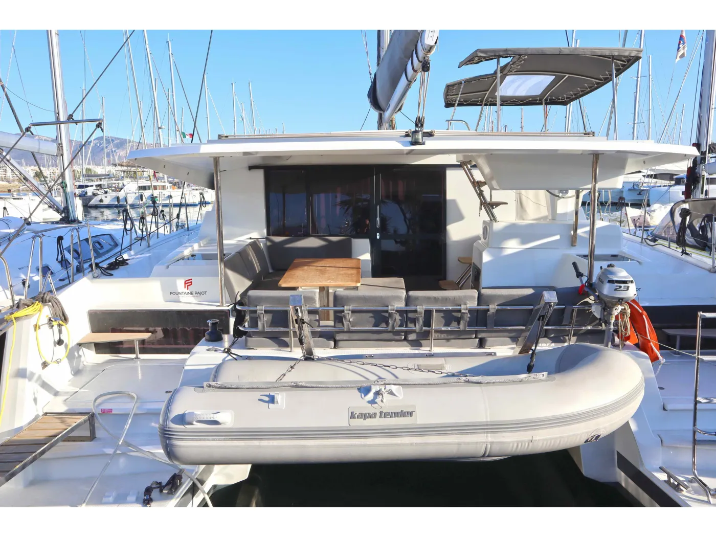 Hannah III - Catamaran in Alimos