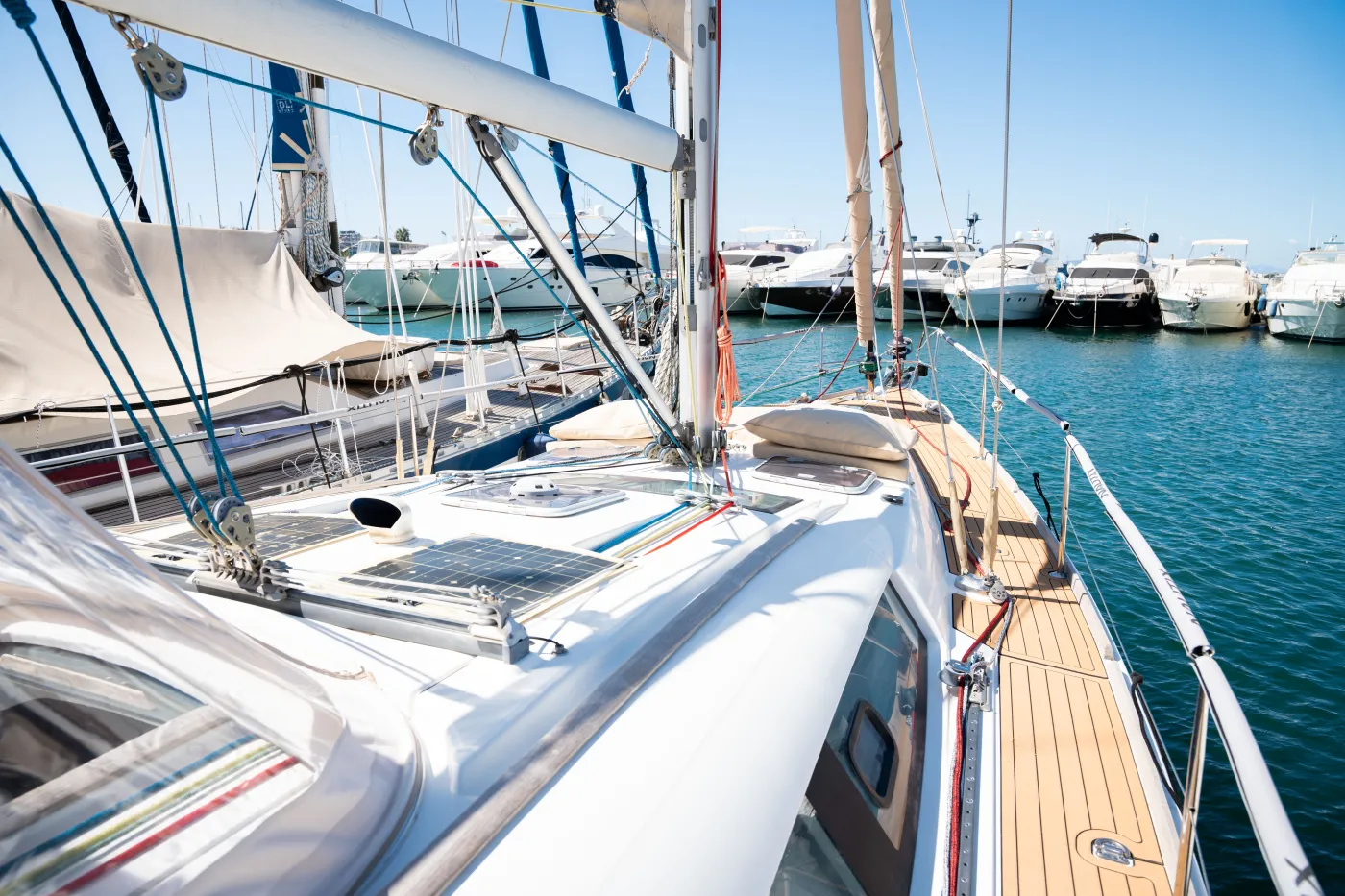 Anegada - Sailboat in Alimos