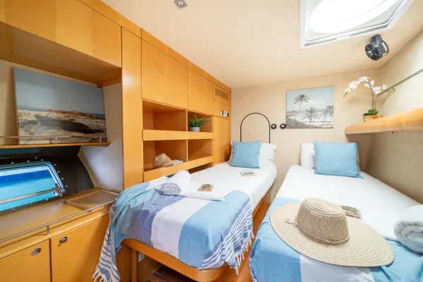 Zorba CAT Cabin 3