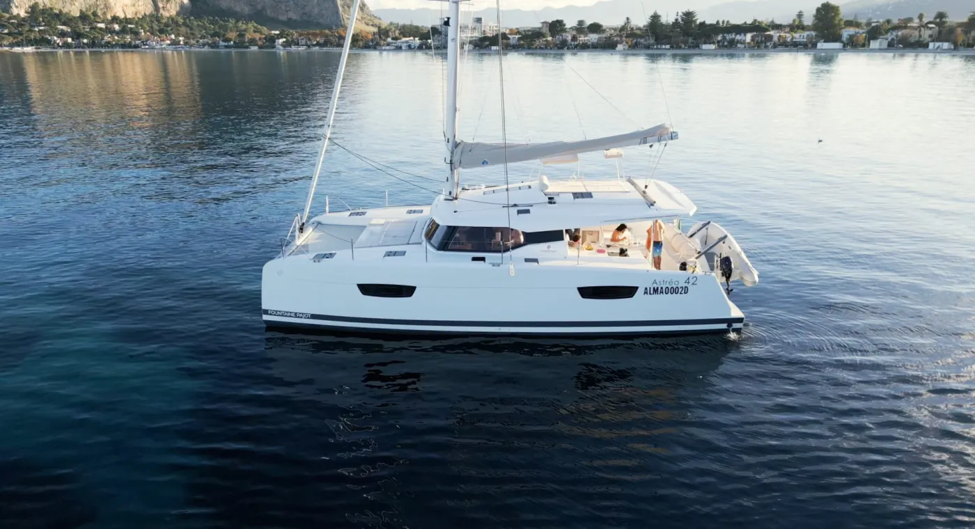 Rossa - Catamaran in Città metropolitana di Palermo