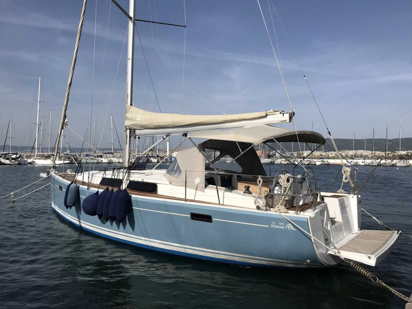 Alkyoni - Sailboat in Sami