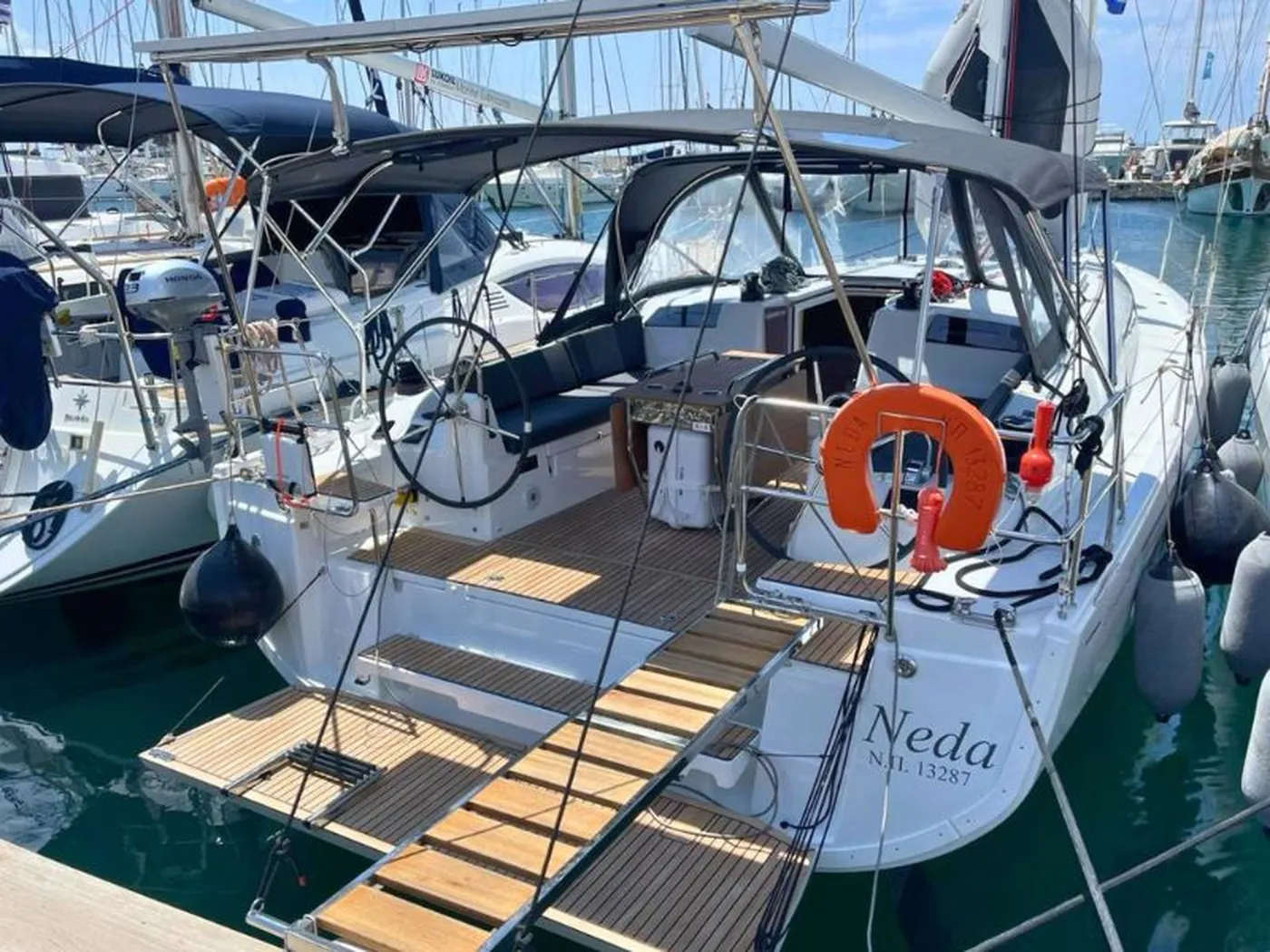 Neda - Sailboat in Alimos