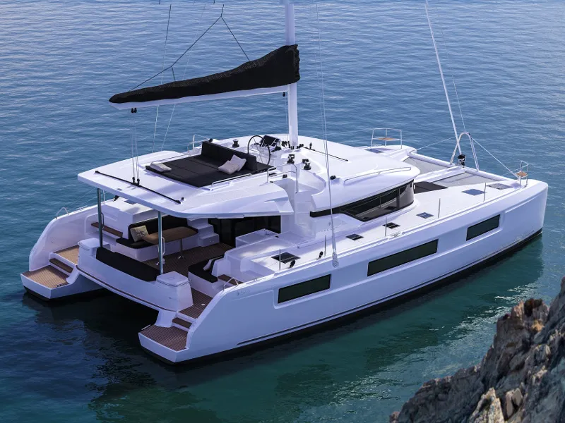 Ioli - Catamaran in Alimos