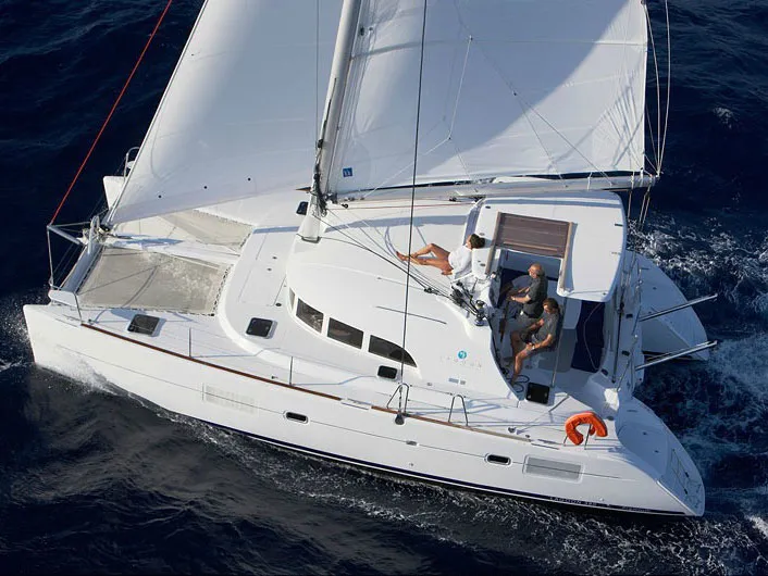 Butterfly - Catamaran in Paros