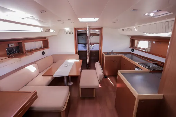 Nabucco: Aft cabin #1 (Cabin Chrter - 2 pax) Fully Crewed, ALL EXPENSES