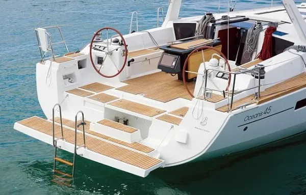 Nabucco: Aft cabin #2 (Cabin charter - 2 pax) Fully Crewed, ALL EXPENSES