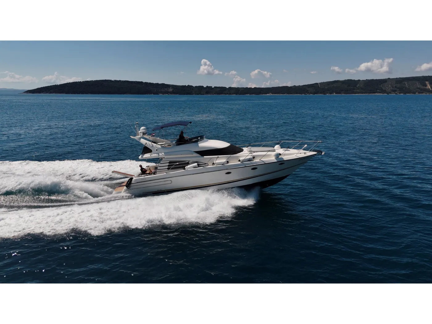 Klara - Motor Yacht in Kaštel Gomilica