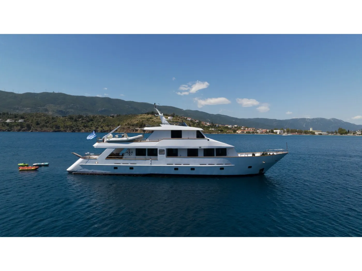 Elena - Motor Yacht in Paleo Faliro