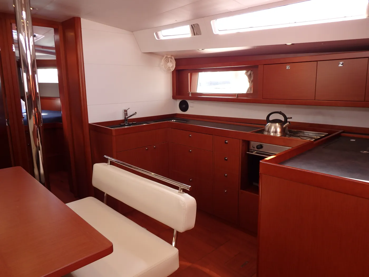 Oceanis 48 - Sailboat in Lefkada