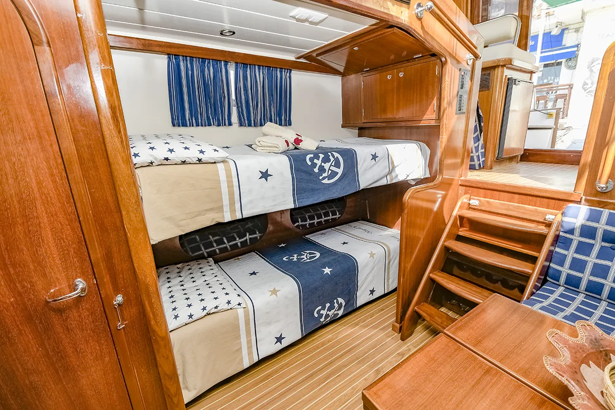 Mar de Coral - Motor Yacht in Sitges