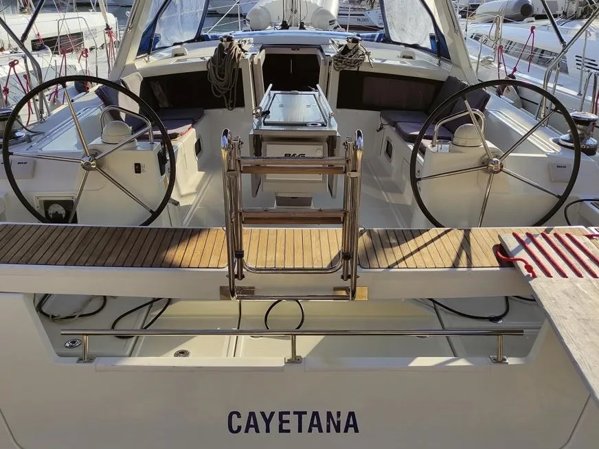 Cayetana - Sailboat in Tonnarella