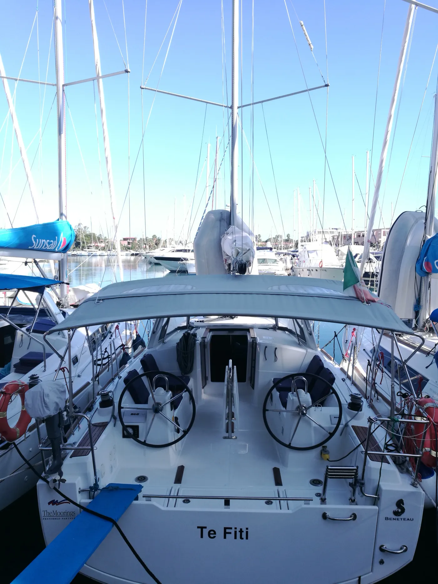 Te Fiti - Sailboat in Tonnarella