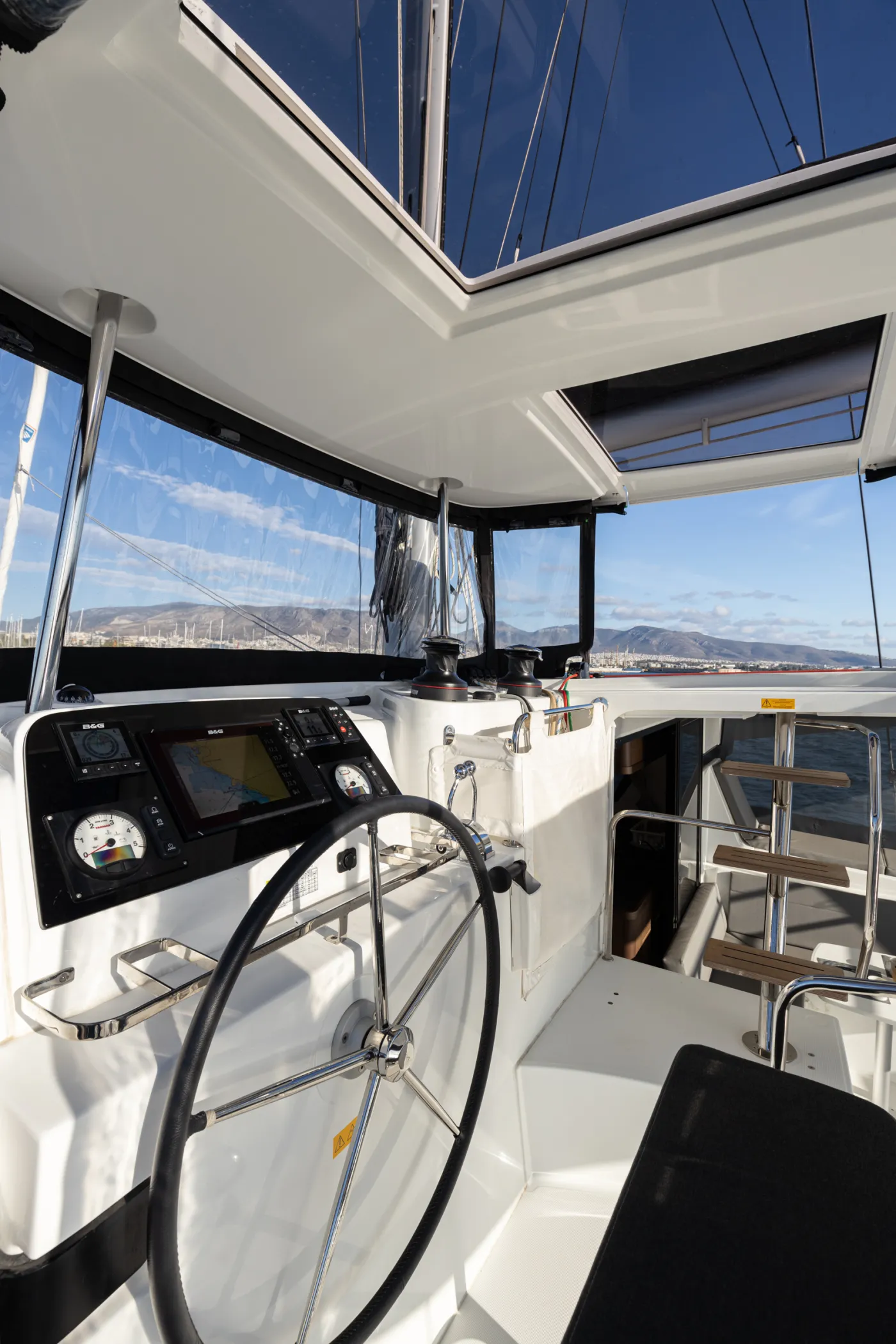 Notorious - Catamaran in Alimos