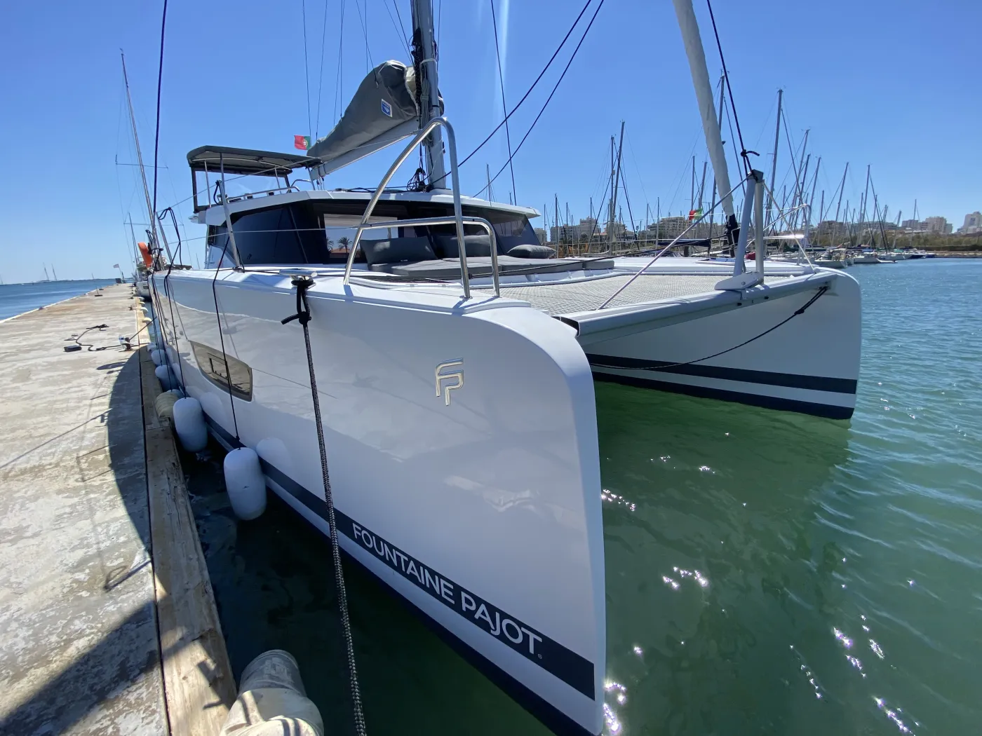 Foutaine Pajot ISLA 40 - Catamaran in Portimão