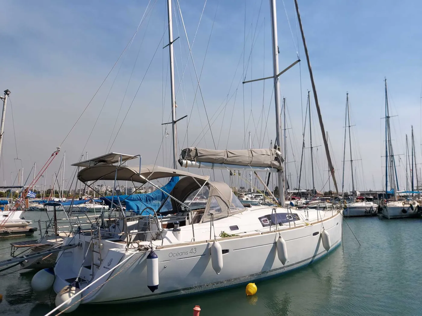 Onar - Sailboat in Kallithea