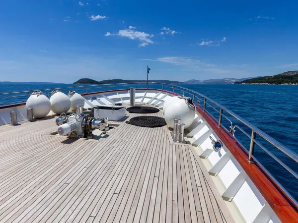 MS Avantura
