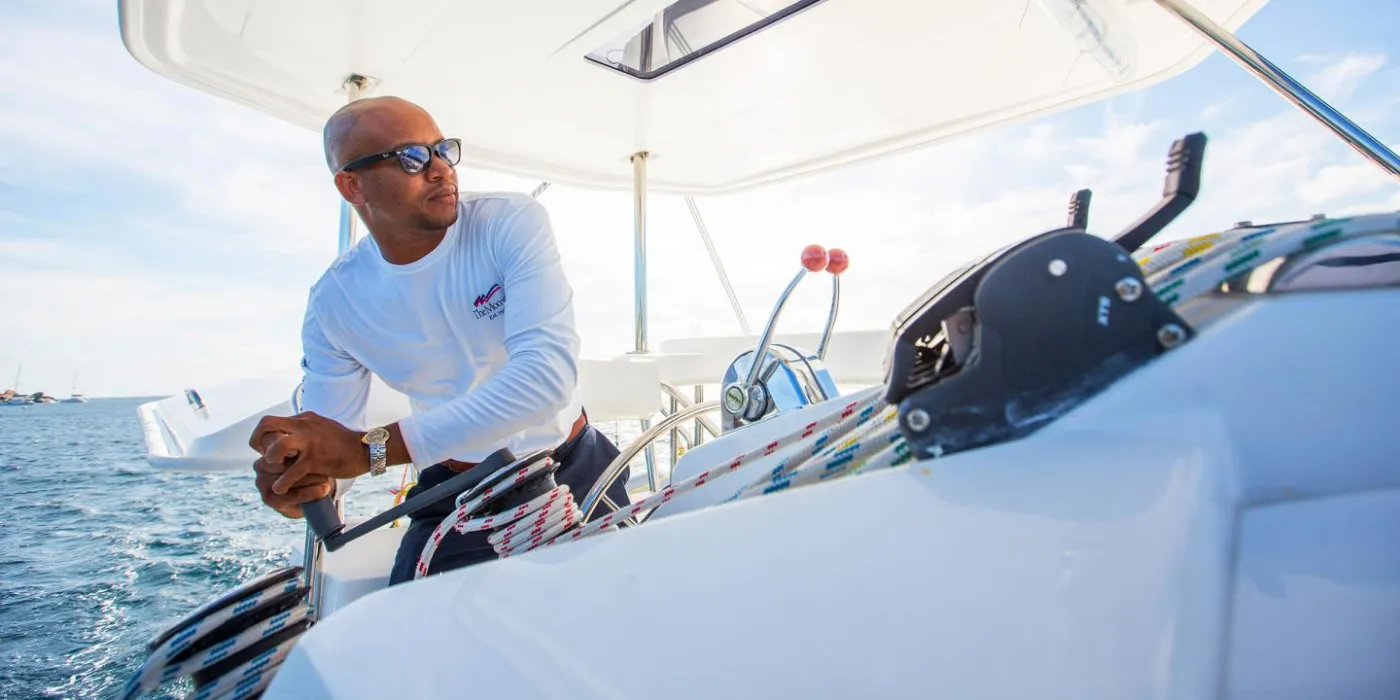 Moorings 4000/3 Club - Catamaran in Marina