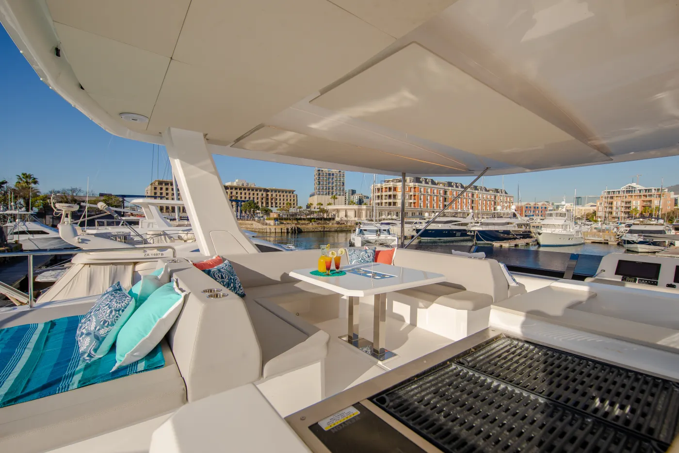 Moorings 534 PC/8+1 Club - Catamaran in Wickhams Cay 2
