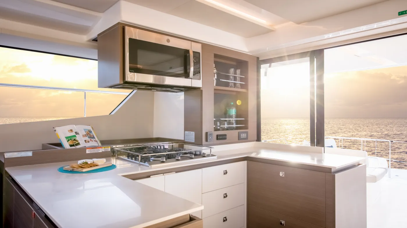 Moorings 534 PC/8+1 Club - Catamaran in Wickhams Cay 2