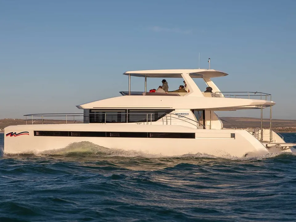 Moorings 464PC Exclusive - Catamaran in Wickhams Cay 2