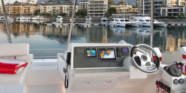 Moorings 433 PC Club