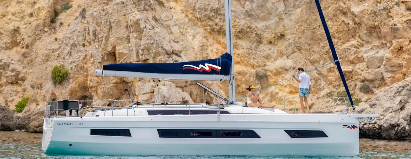 Moorings 41.3 Exclusive - Sailboat in Wickhams Cay 2