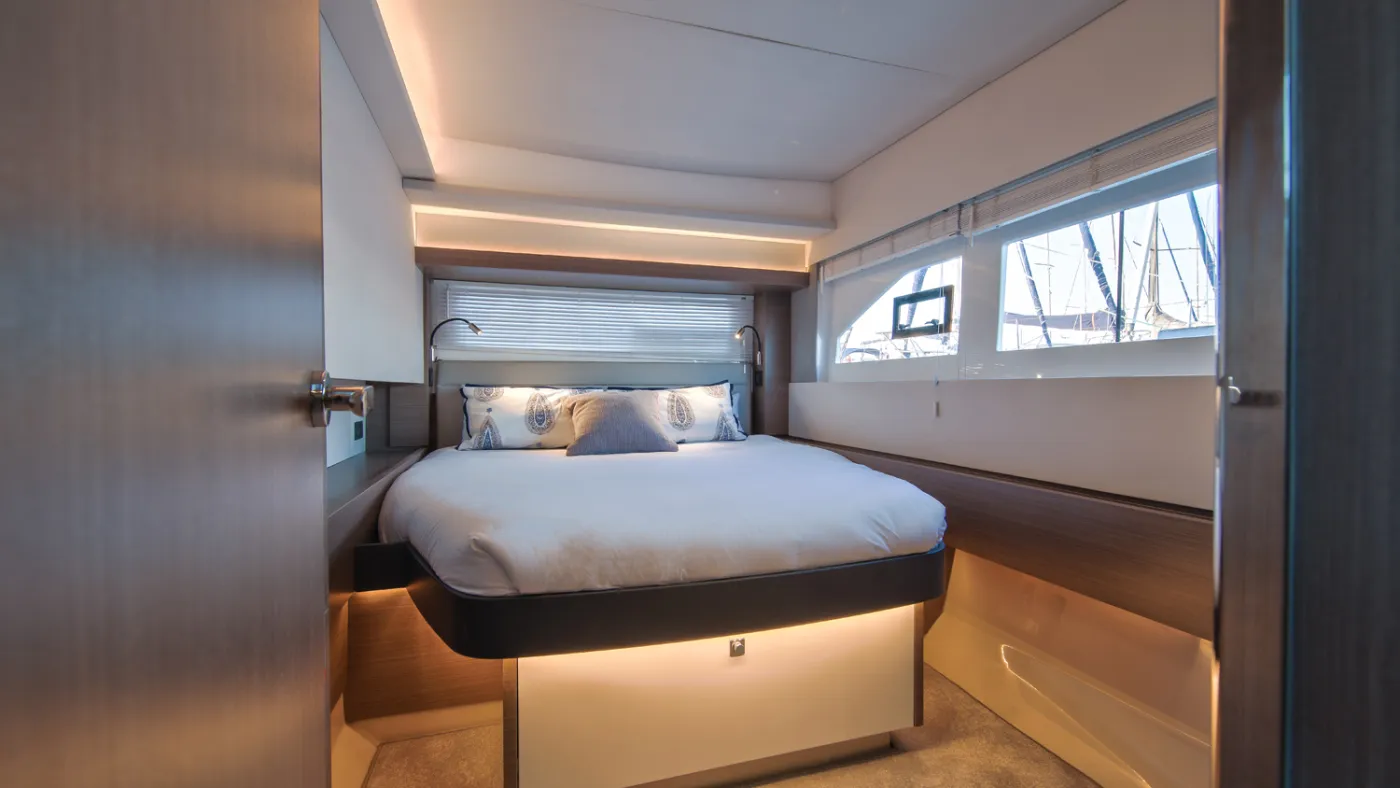 Moorings 534 PC/8+1 Club - Catamaran in Wickhams Cay 2