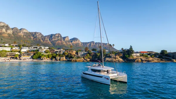 Moorings 5200 Exclusive Plus