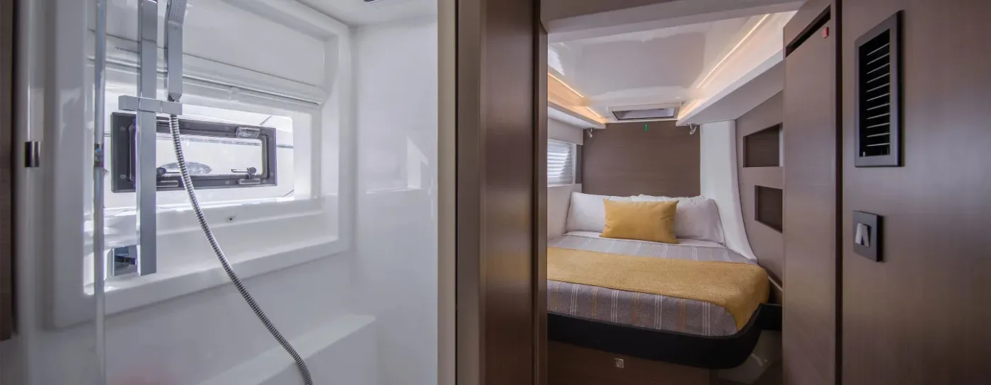 Moorings 4200/3/3 Exclusive - Catamaran in Uturoa