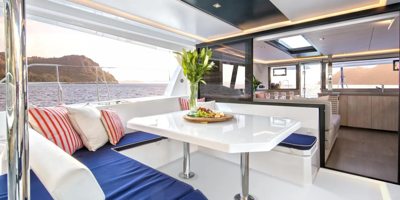 Moorings 4500L/10 Club - Catamaran in Placencia