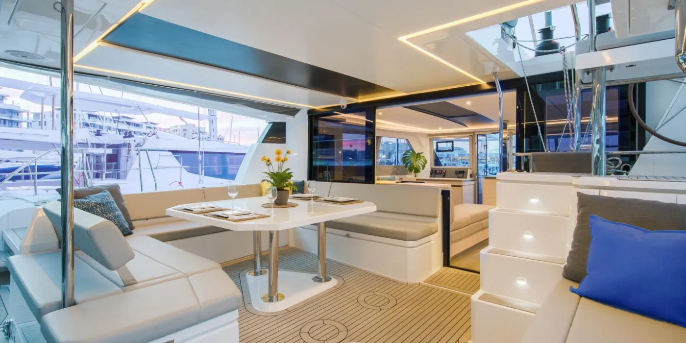 Moorings 5000 Crewed - Catamaran in Uturoa