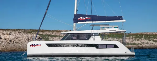 Moorings 4200/3 Exclusive Plus