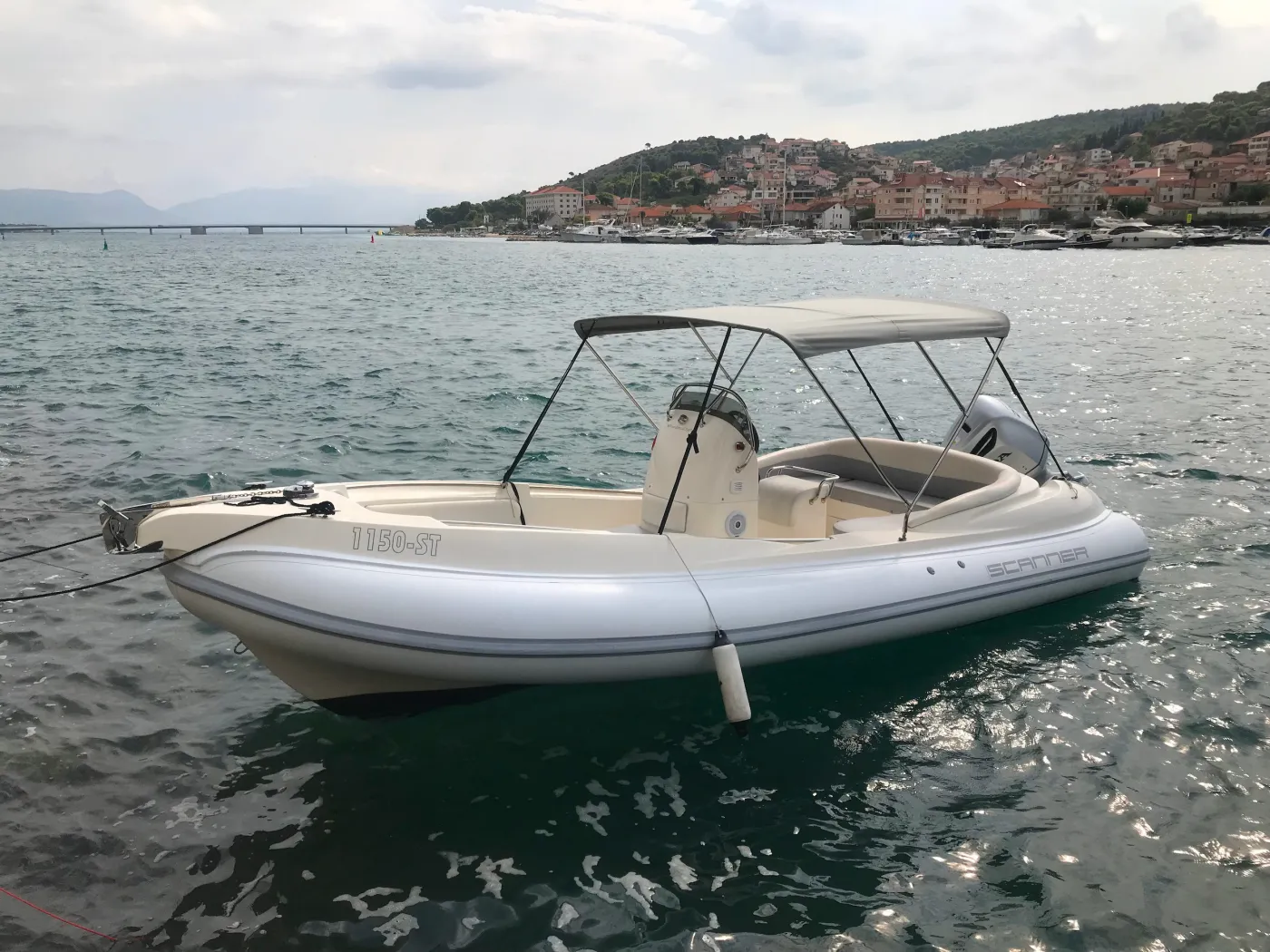 Envy Tender - Motor Yacht in Trogir