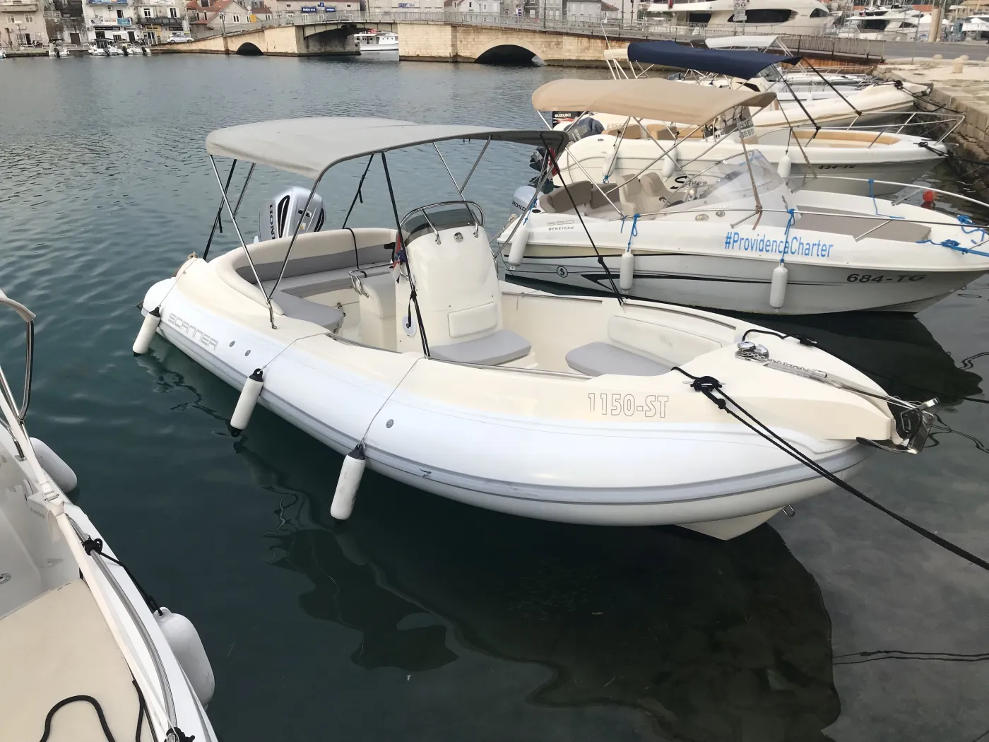 Envy Tender - Motor Yacht in Trogir