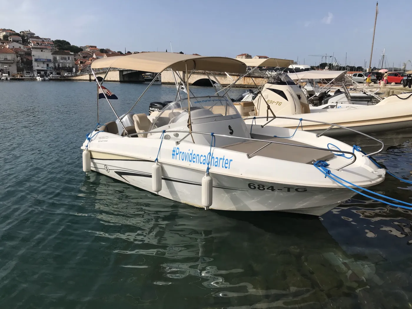 Beneteau Flyer 550 SUNdeck - Motor Yacht in Trogir