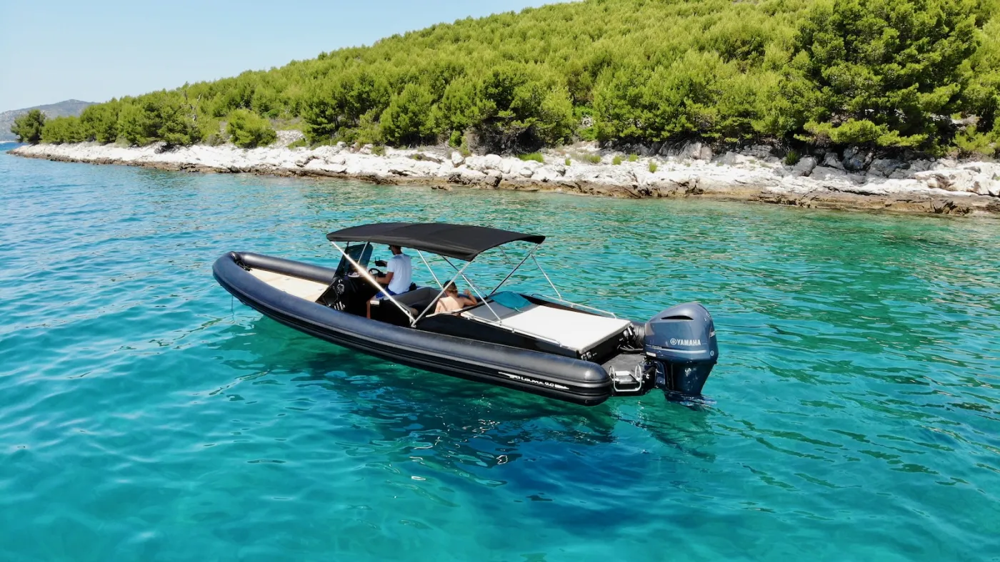 Lux - Motor Yacht in Trogir