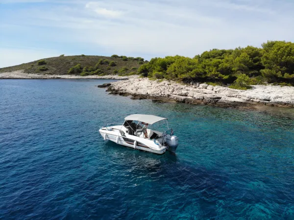 Beneteau Flyer 6 Space Deck
