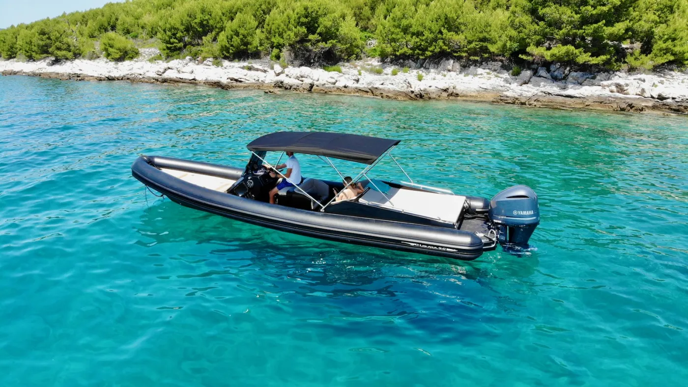 Lux - Motor Yacht in Trogir