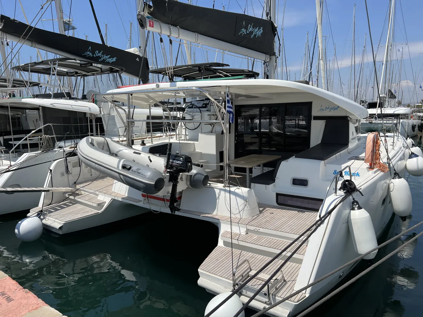 Sea Hawk - Catamaran in Alimos