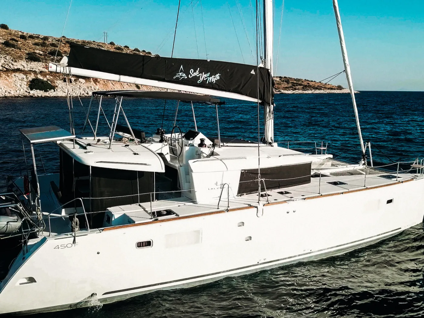 Relax - Catamaran in Alimos