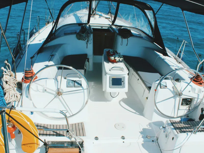 Estera - Sailboat in Kallithea