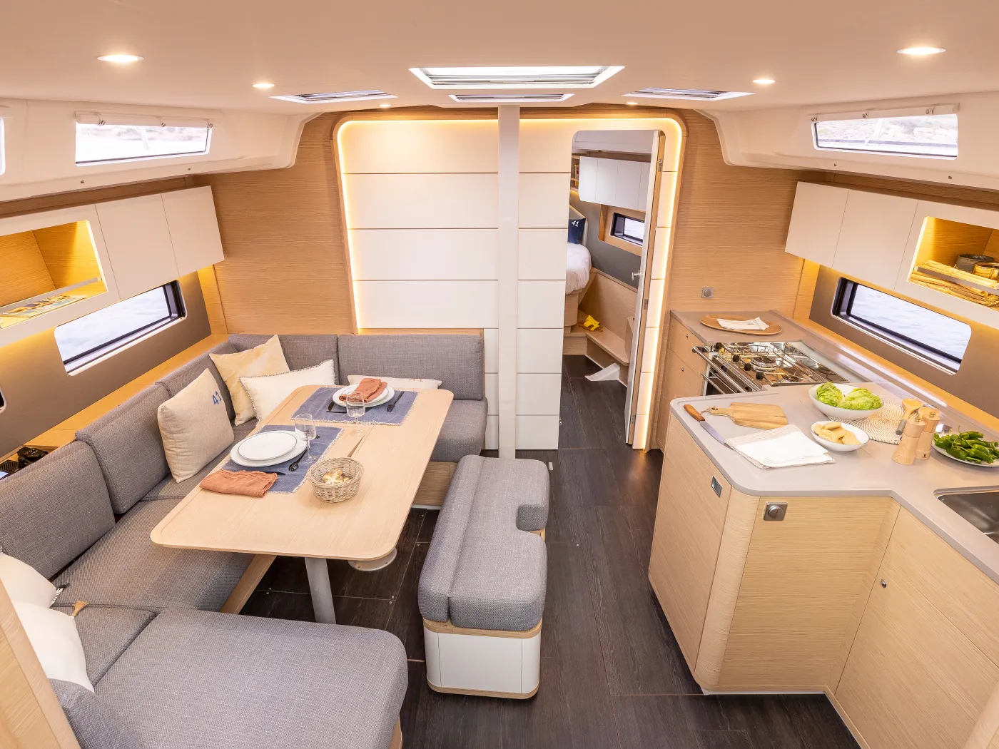 Sunsail 41.3 Premium Plus - Sailboat in Pireas