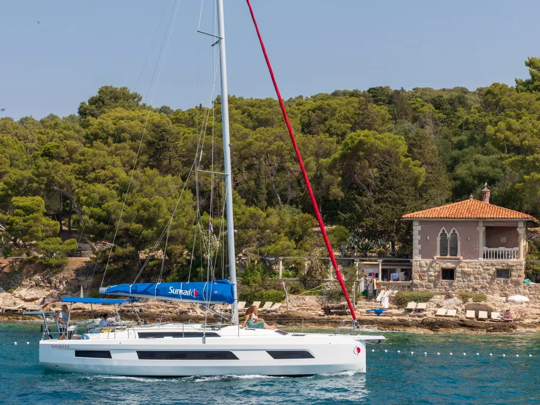 Sunsail 44.4 Premium Plus - Sailboat in Kontokali