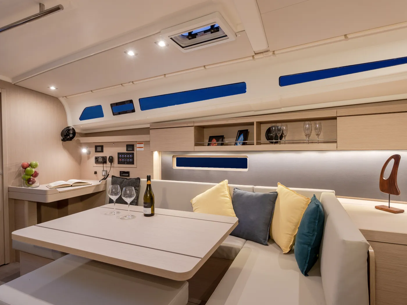 Sunsail 42 Premium - Sailboat in Wickhams Cay 2