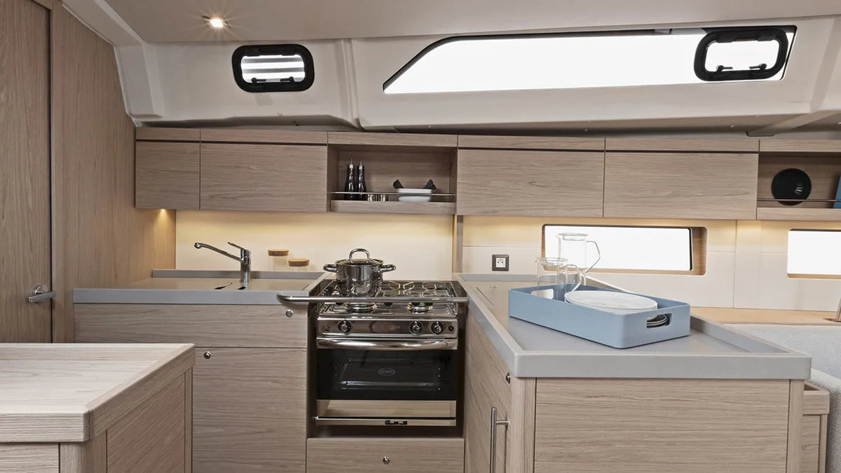 Oceanis 461/3/3 Premium - Sailboat in Wickhams Cay 2