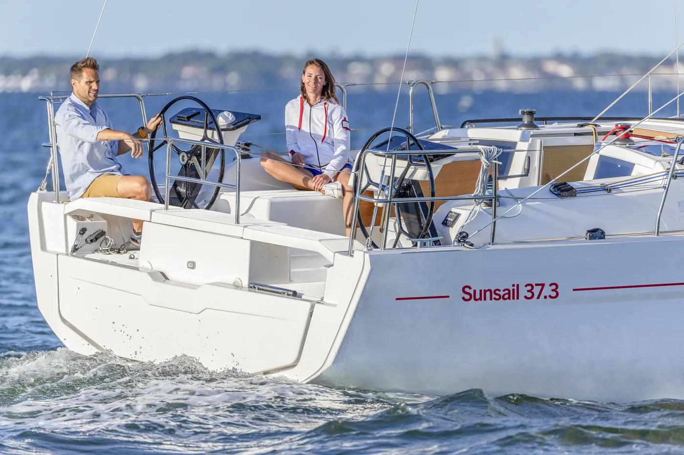 Sunsail 37.3 Premium - Sailboat in Lefkada